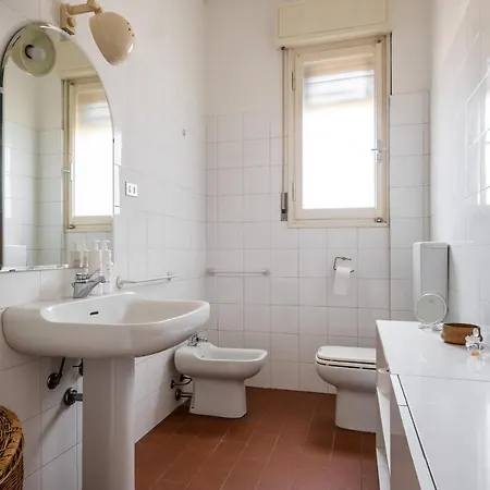 Nel Cuore Della Citta Universitaria By Wonderful Italy Apartman Bologna