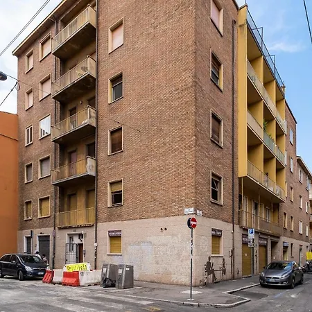 Nel Cuore Della Citta Universitaria By Wonderful Italy Apartman Bologna
