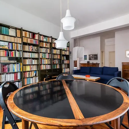 Nel Cuore Della Citta Universitaria By Wonderful Italy Apartman *